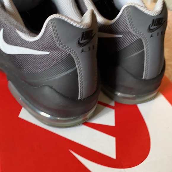 ‼️‼️SOLD‼️‼️‼️. Men’s Size 9 Black and Gray Nikes - Picture 7 of 8